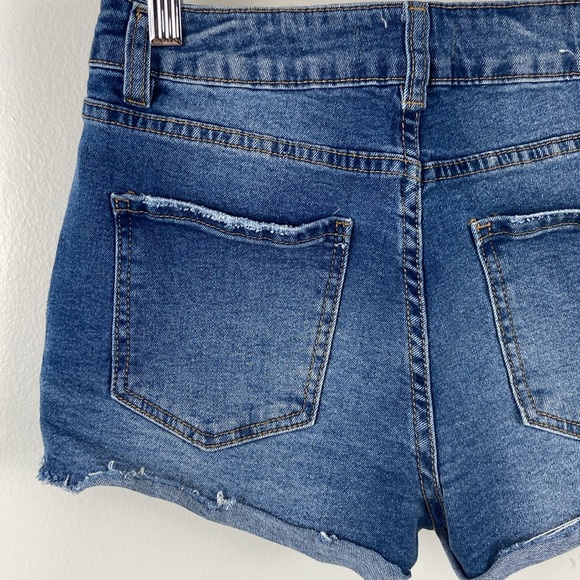 ✨3/$25✨ Urban Heritage Floral Denim Shorts - 5 - Picture 6 of 8